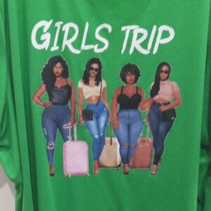 Green Graphic Women's Top